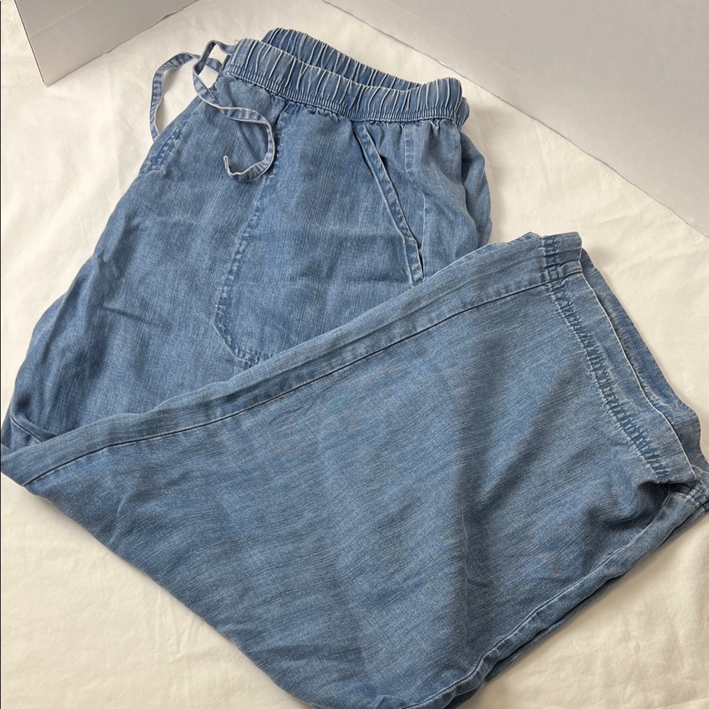 Splendid ] Light Blue Denim Wide Legged Cropped ] Size XL